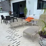 Gran Habitacion Con Terraza Vista Espectacular, Piscina
