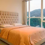 Acqualina Skylife Depto alberca y Smart TV