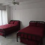 Fresca Estancia En Zona Dorada Con Alberca/Playa!