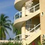 Puente Del Mar, Acapulco Diamante