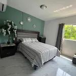 Acapulco Lux