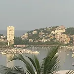 Casa con vista espectacular al mar con alberca