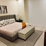 Luxurious First-Floor Apartment In Isla Residences
