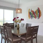 Deluxe Apartment In Acapulco Playa Diamante