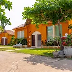Family Condo With 3 Bedrooms Pool & Hot Tub