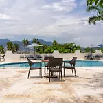 Cozy Apartment 2 Bedrooms Amenities