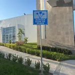 Departamento Boutique, Exclusivo Club De Playa Con Restaurante Acapulco Diamante