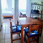 Departamento En Acapulco Diamante Con Alberca, Camastros Y Hermosos Jardines