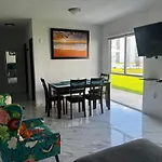 Departamento En Planta Baja Acceso Directo A La Alberca