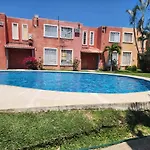 Colors Acapulco