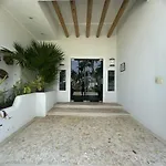 Exclusive Luxury Penthouse!
