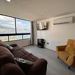 Departamento Con Vista Al Mar Sobre Costera