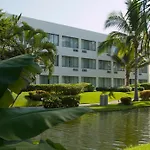 Ocean Breeze Acapulco