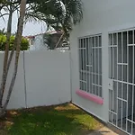 Condominio La Duquesa, Bonita alberca, casi en la puerta, WIFI, Agradable, Tranquilidad