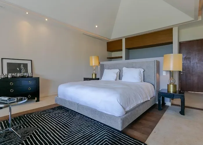 Villanas - The Best Villa At Las Brisas