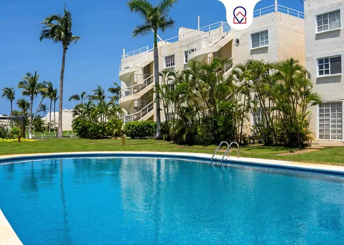 New Acapulco Retreat Garden Pool & Gym