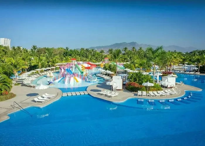 2Bd Mayan Palace Vidanta Acapulco Beachfront