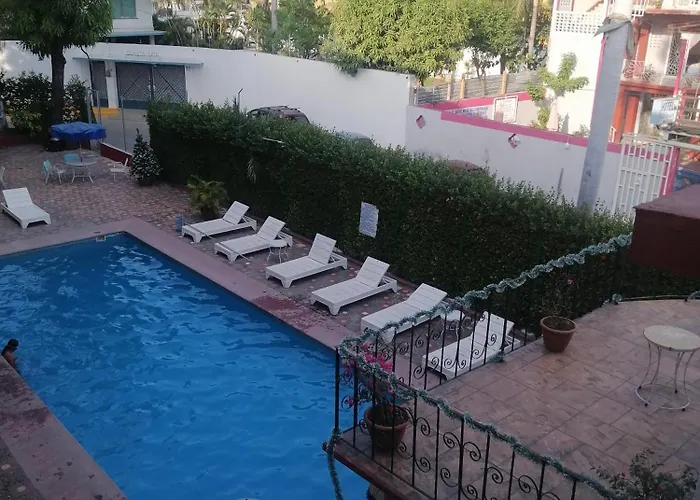 Departamento Acapulco, Costera Miguel Aleman, A Unos Pasos De La Playa