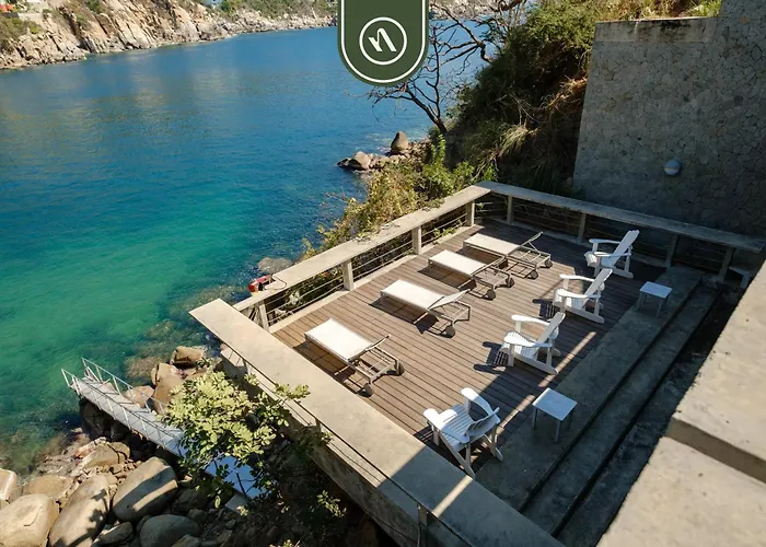 Amazing 3 Bedroom Penthouse With Beachclub