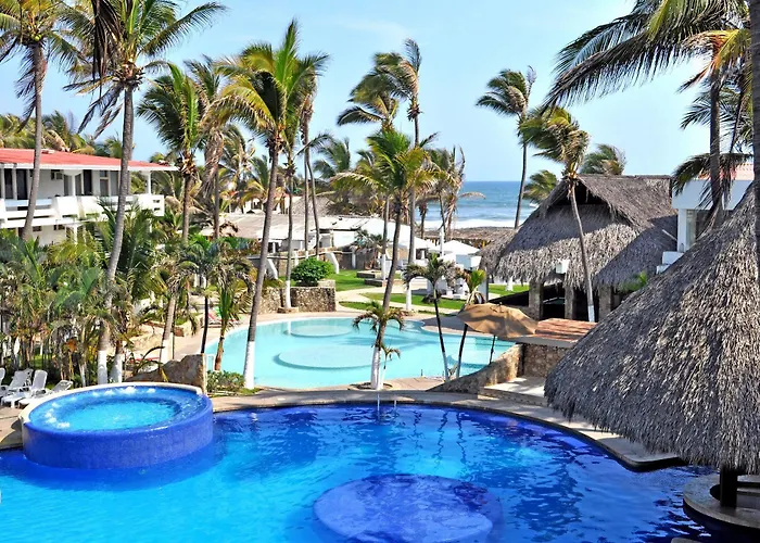Mar Paraiso Queen