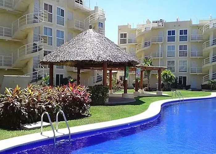 Depa Marina Diamante · Depto PB internet Alberca Palapa Acapulco Marina Diamante