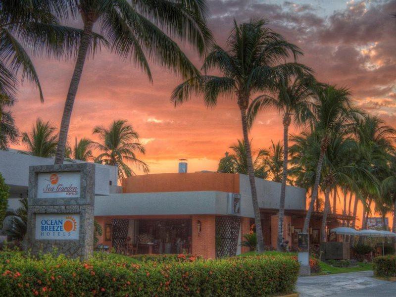 Ocean Breeze Resort Acapulco