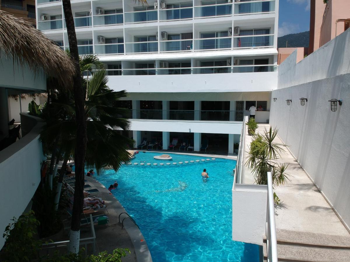 Bnow Hotel