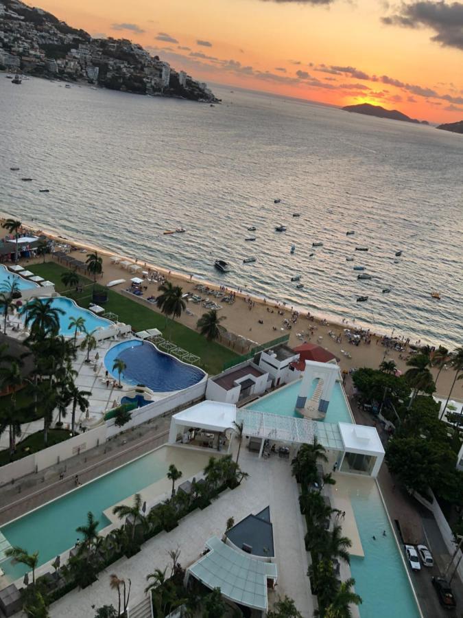 Armando's Le Club. Estrenalo Acapulco
