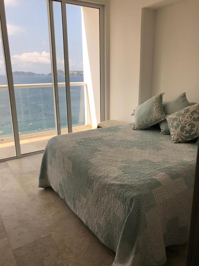 Armando's Le Club. Estrenalo Apartment Acapulco