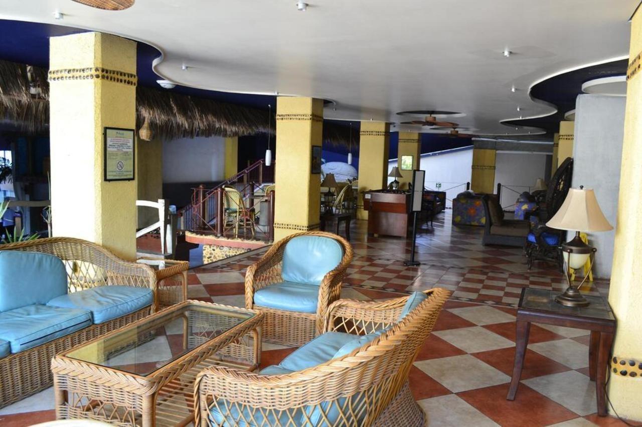 Delfines Hotel Acapulco