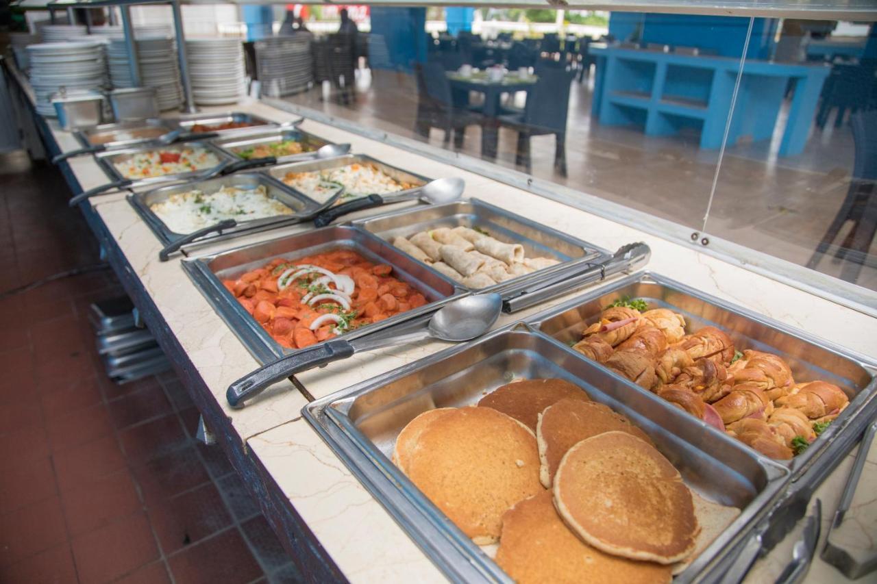 Amarea Kitchenette Breakfast * Acapulco