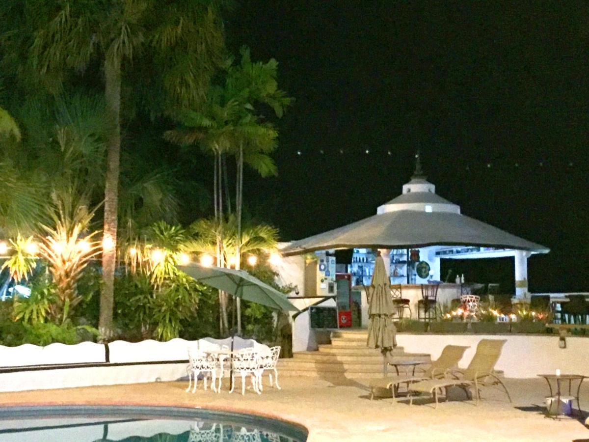 Condesa Muy Amplio Terraza Vista Inmejorable Al Mar Y Riscos Espectaculares Acapulco