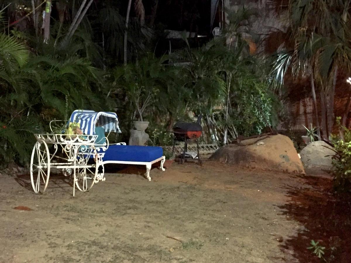 Villa Palmitas Acogedor Departamento Nivel Piscina Gigante Jardines *