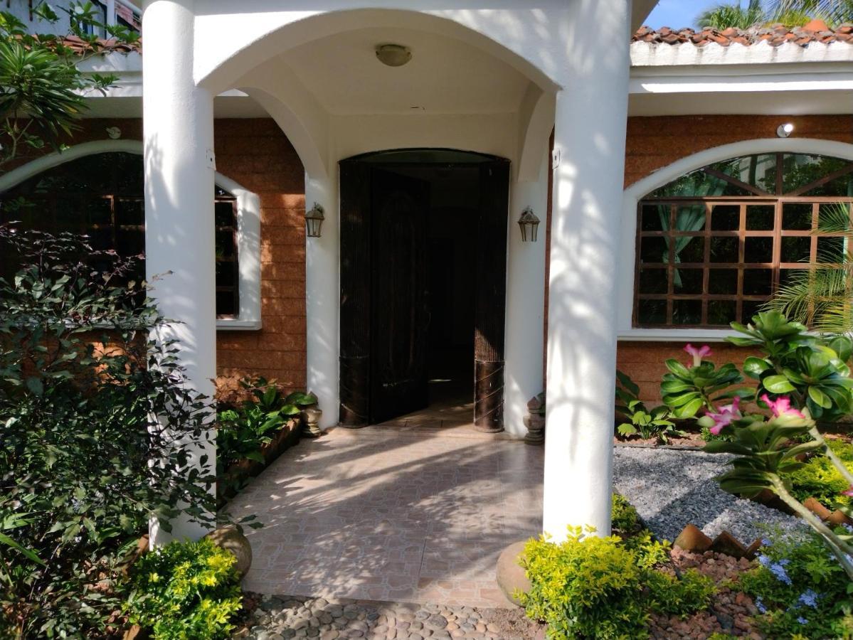 Casa Ashly Hotel económico