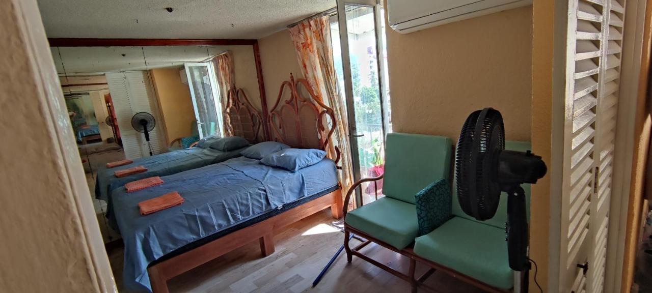 Iow4 Lm Junior Habitación en casa particular Acapulco