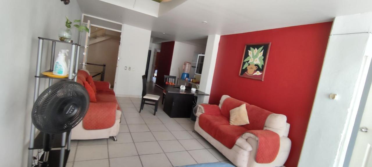 Iow4 Hn Master Habitación en casa particular Acapulco