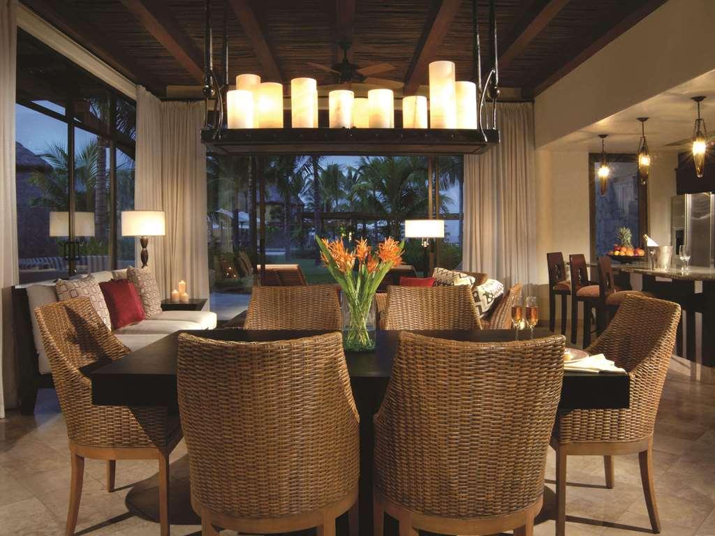 Fairmont Heritage Place Villa
