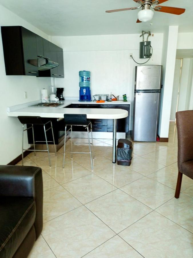 Habitación en casa particular Lindo Depa 2 Cuartos 2 Banos Alberca y Playa para 5 Personas - Caleta Beach, Acapulco Acapulco