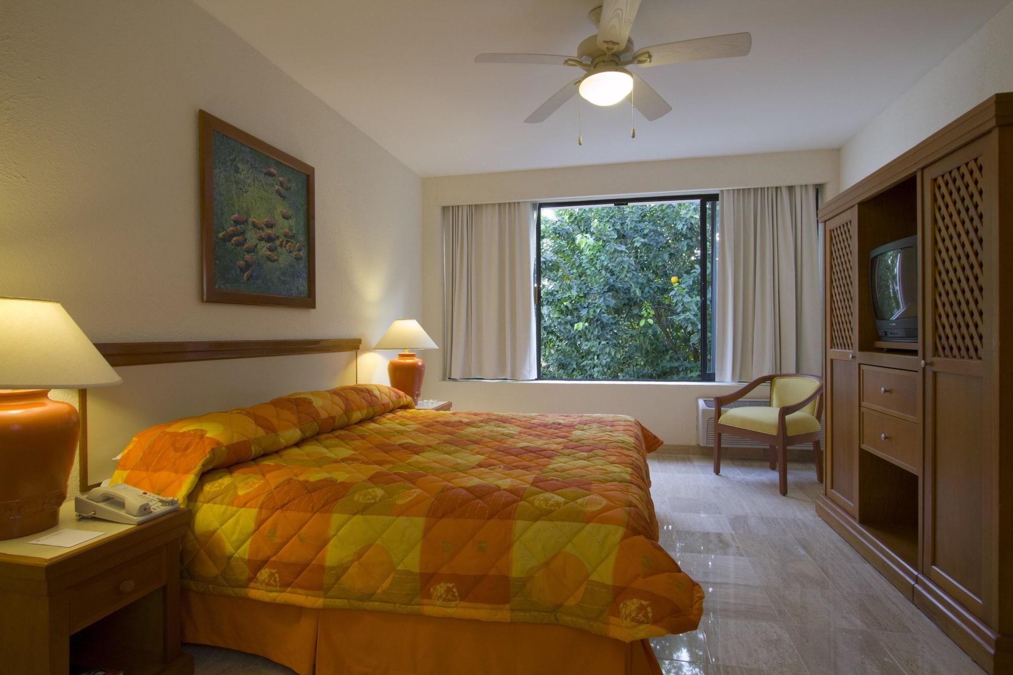 Ocean Breeze Resort Acapulco