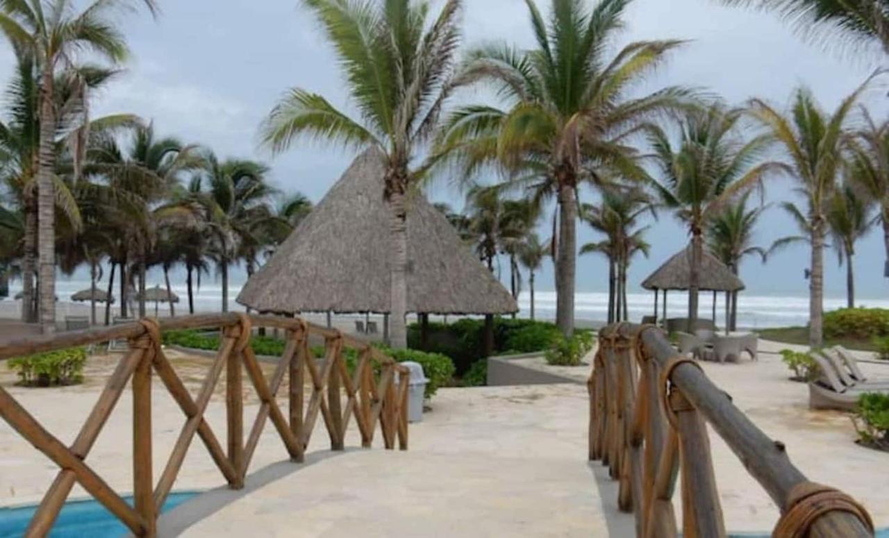 La Isla Residences Grand Cayman Apartamento Acapulco