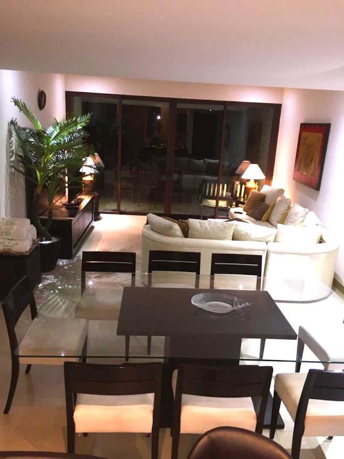 La Isla Residences Grand Cayman Apartamento Acapulco