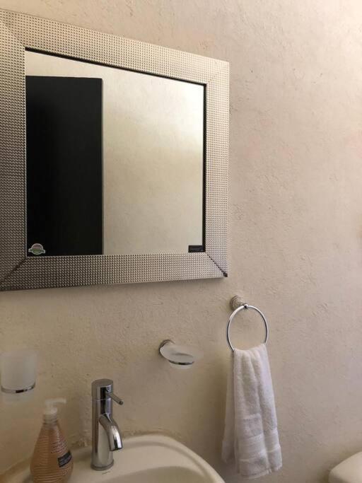 Lujoso Departamento En Zona Dorada De Apartamento *