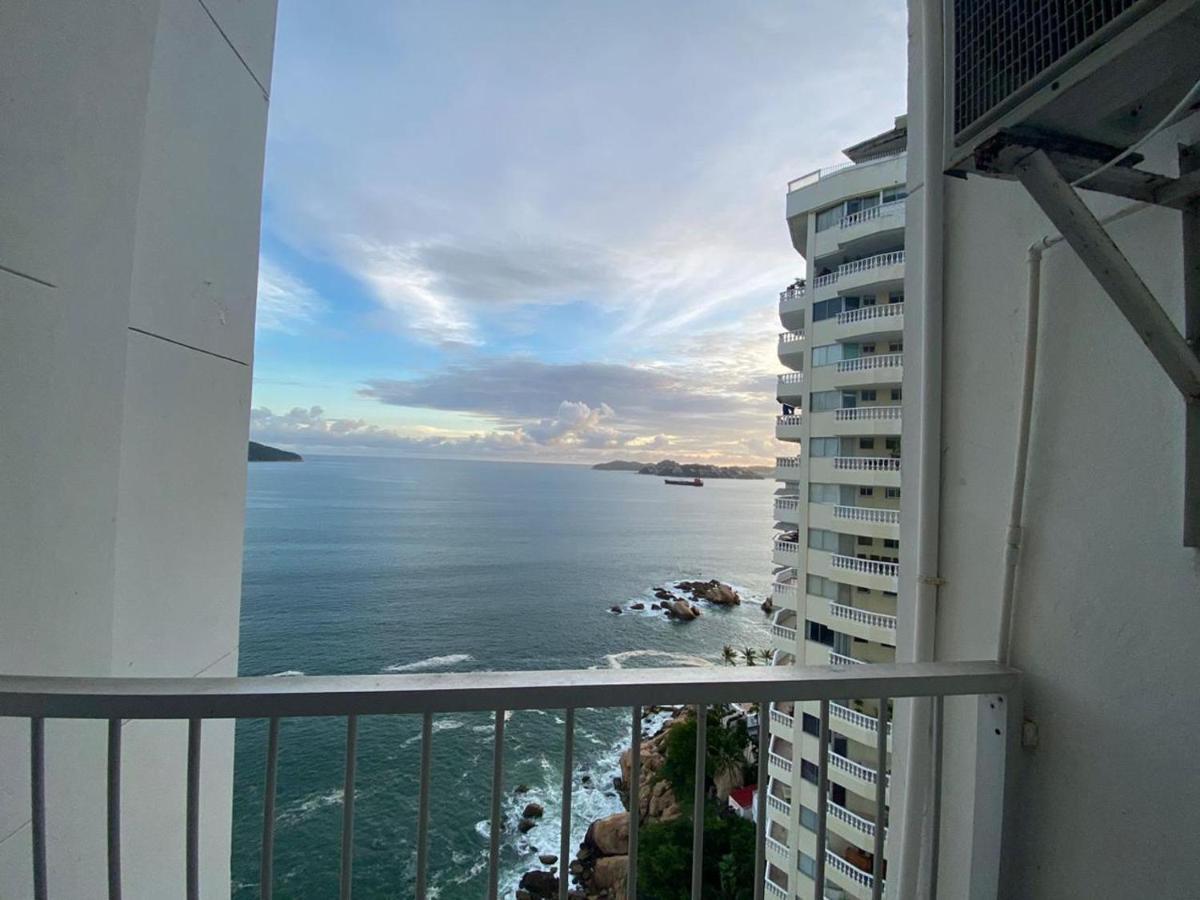 Torres Gemelas Acapulco