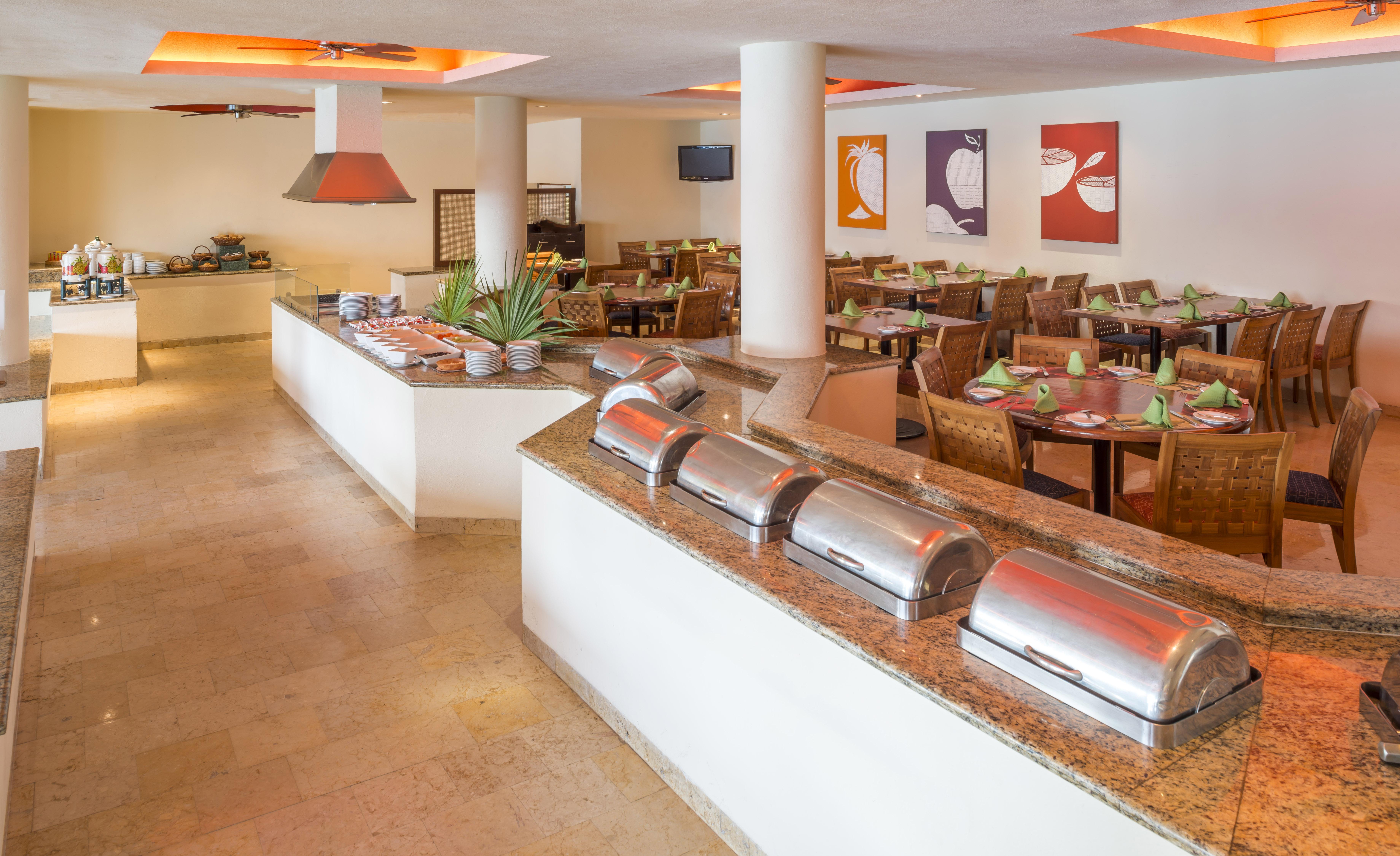 Hotel Camino Real Diamante