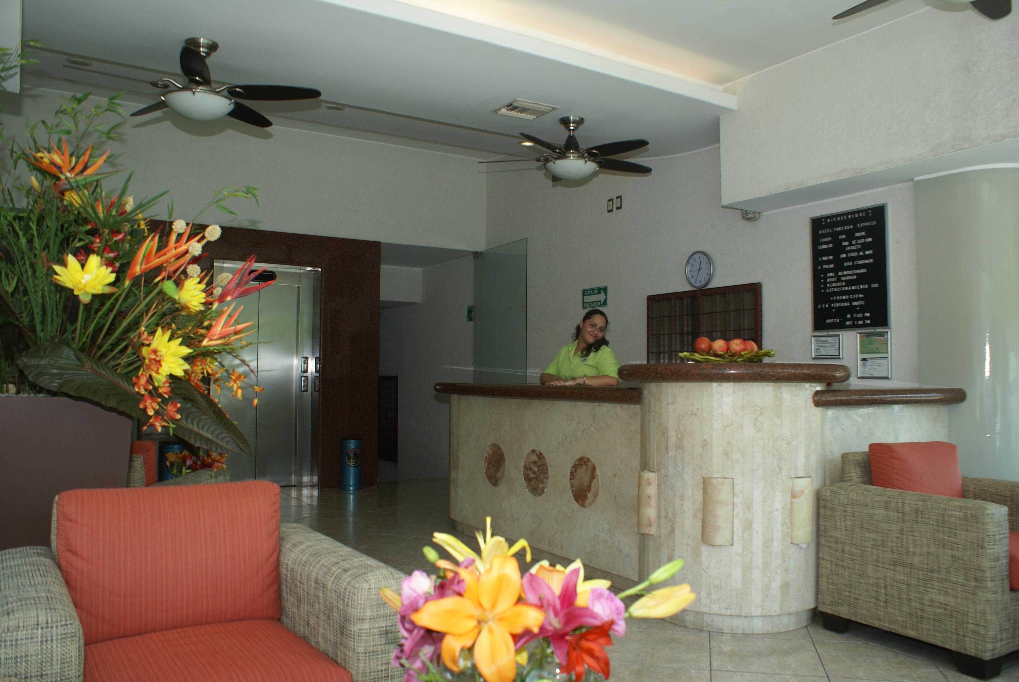 Tortuga Express Hotel 3*