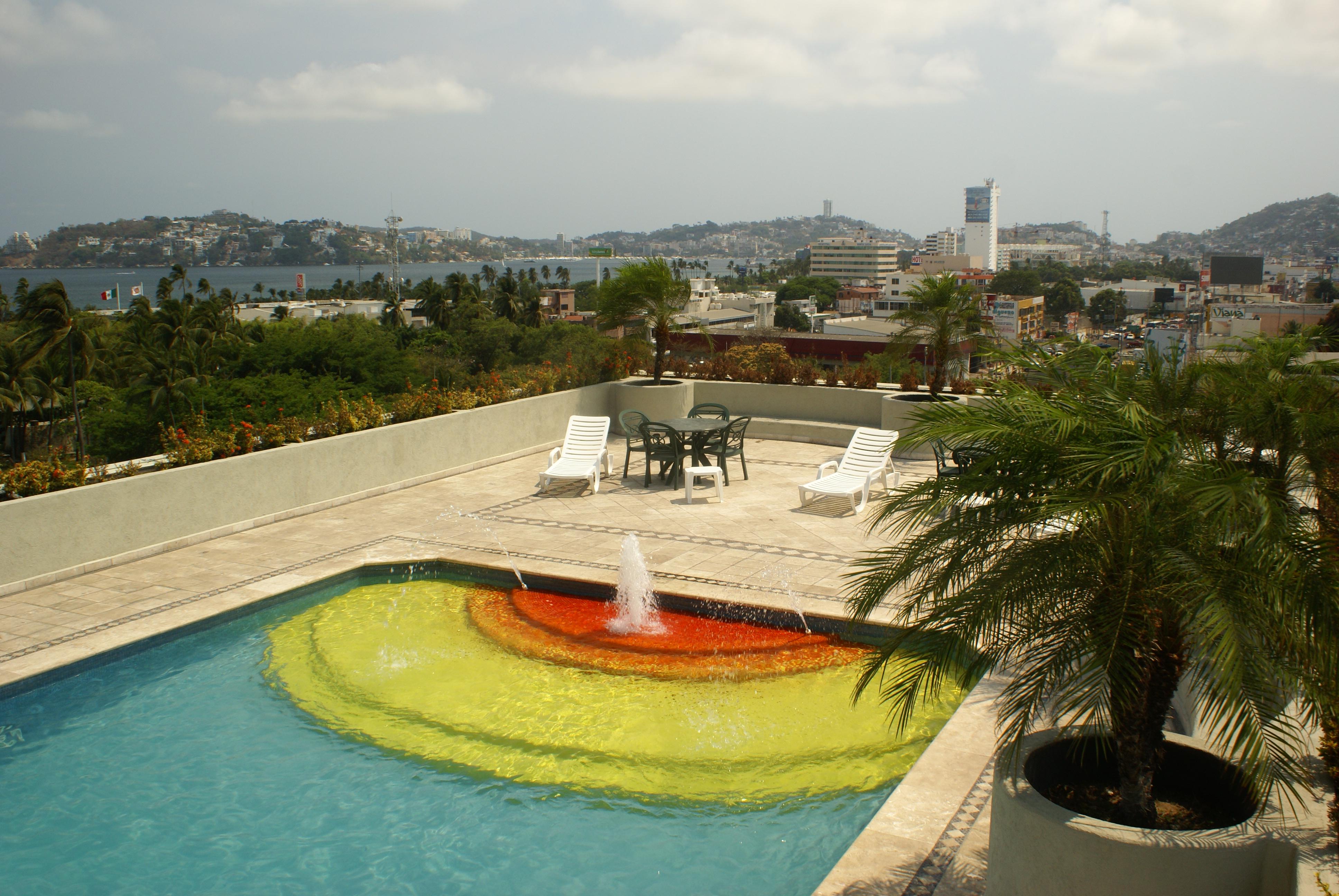 Tortuga Express Hotel