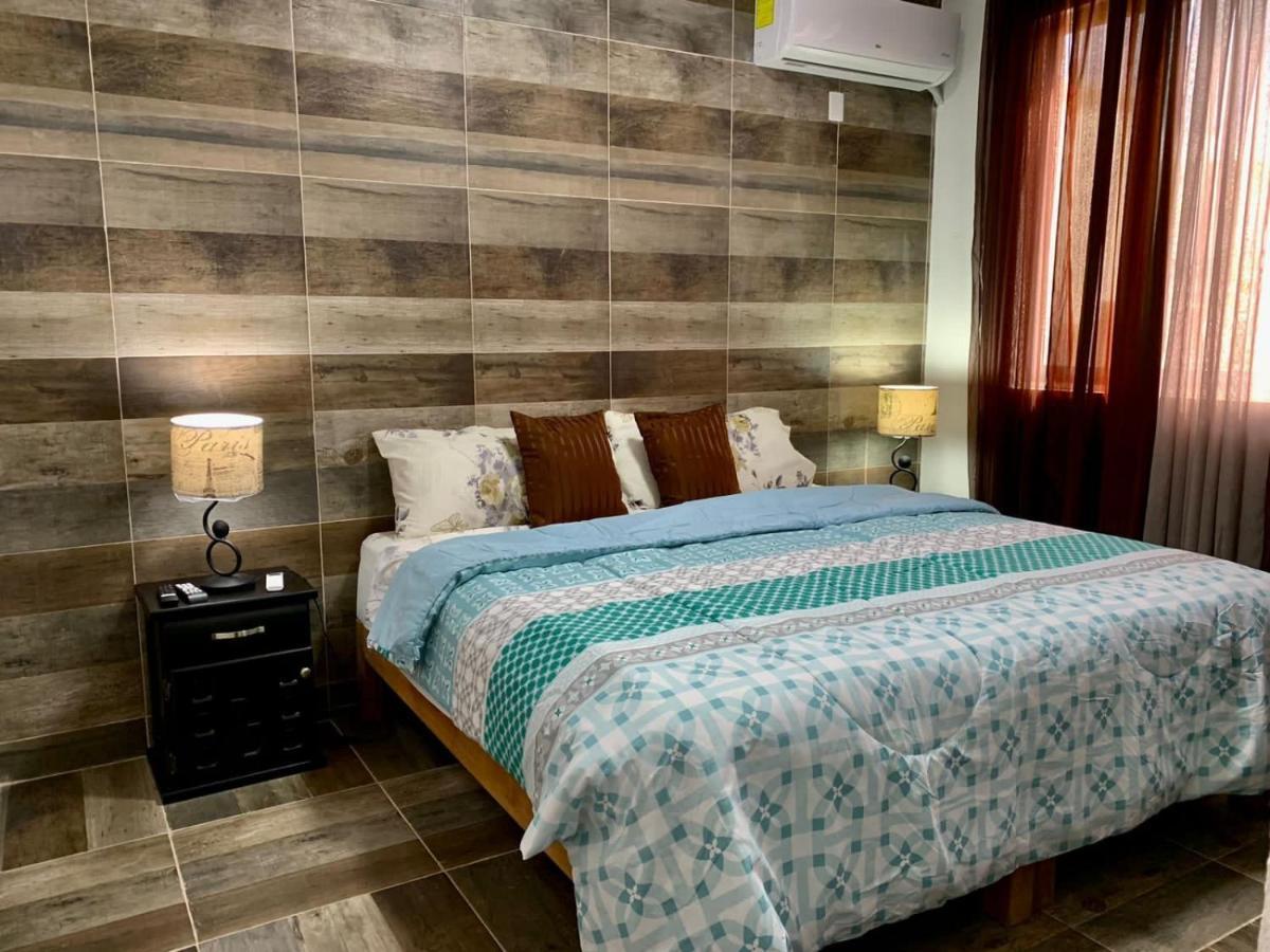 Boutique Cvc Hotel *