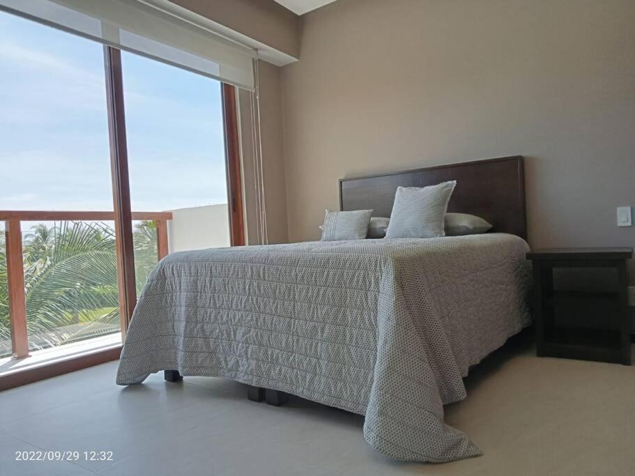 Hermoso Departamento Con Albercas Y Playa Privada Apartamento