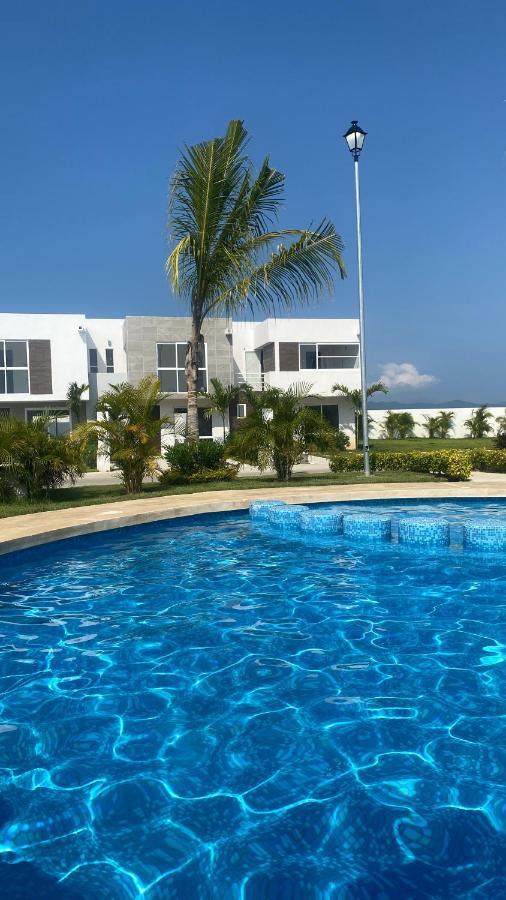 Сasa de vacaciones Hermosa Casa En Con Club De Playa. *