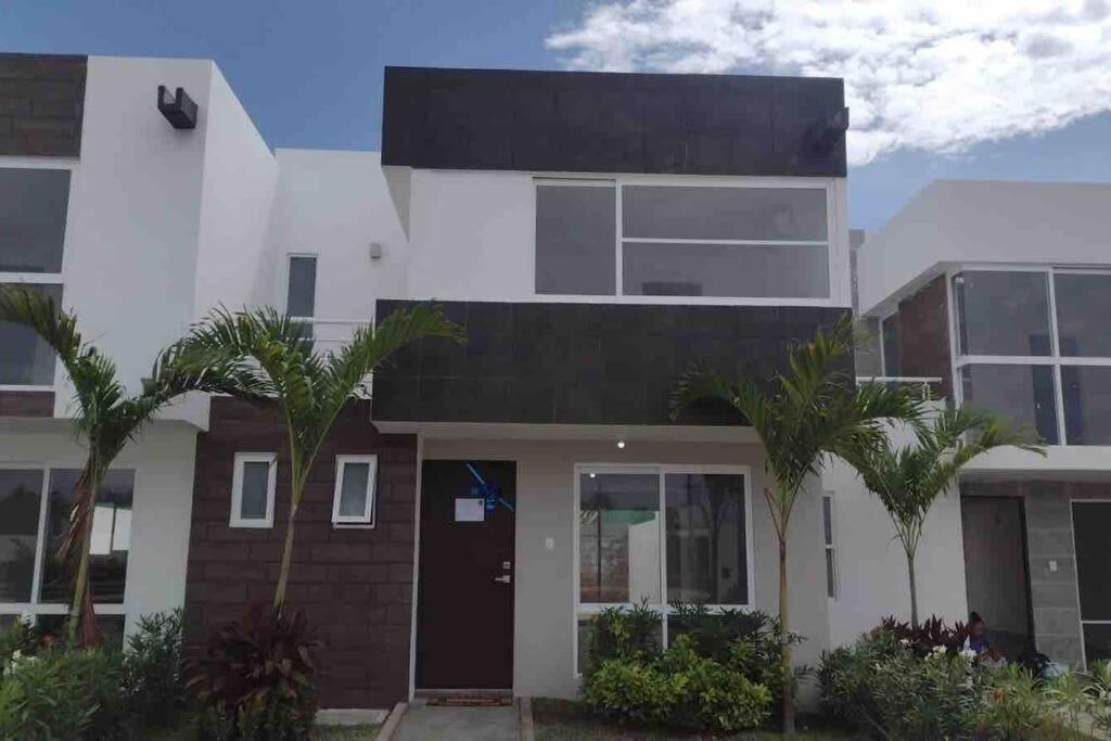Сasa de vacaciones Hermosa Casa En Con Club De Playa. Acapulco